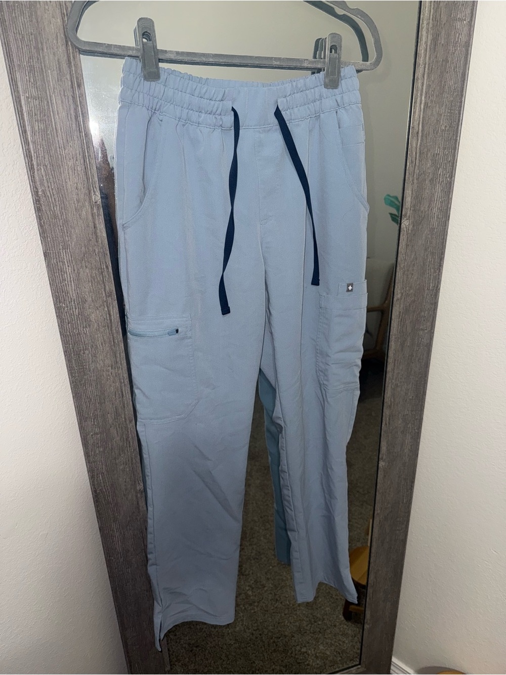 Size small FIGS Dowa scrub pants and Catarina scrub top
